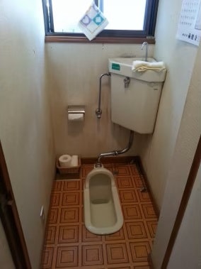 和式トイレの画像